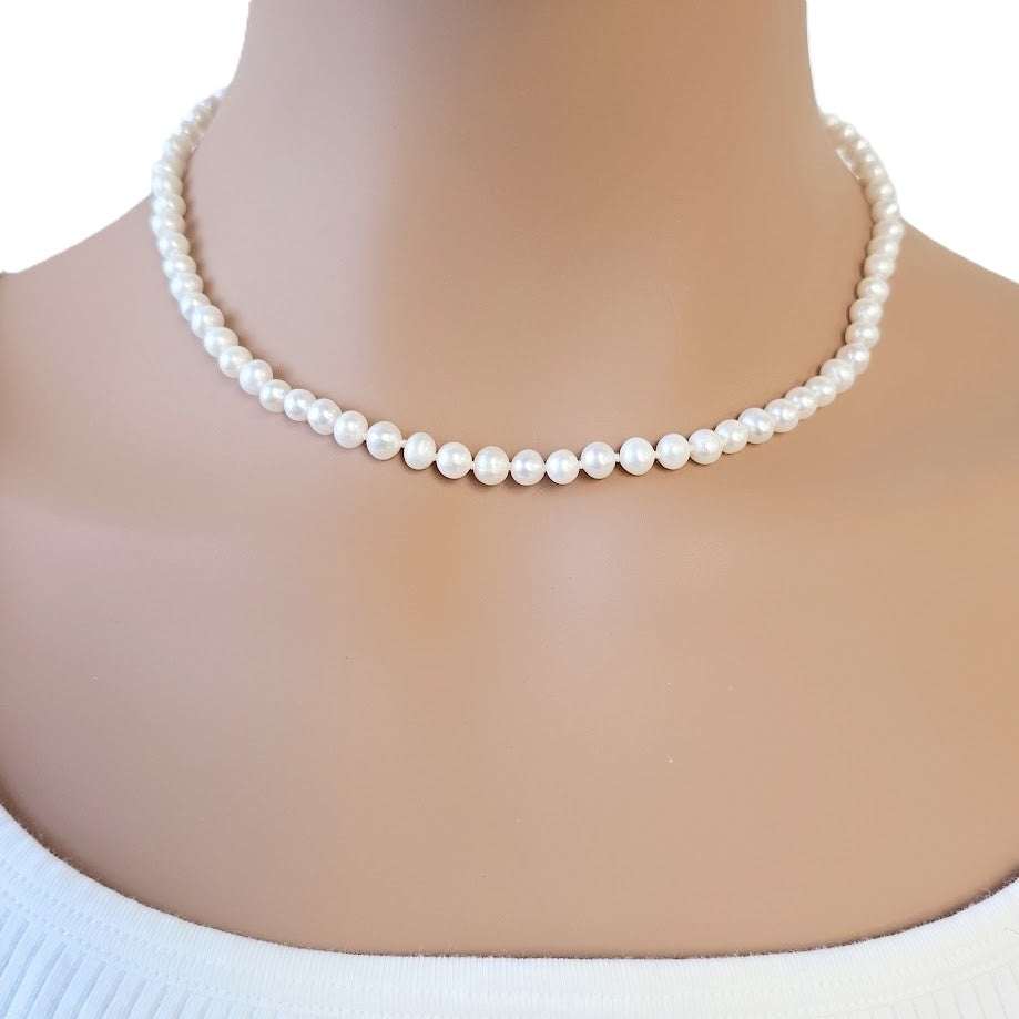 Freshwater Pearl 17" Necklace