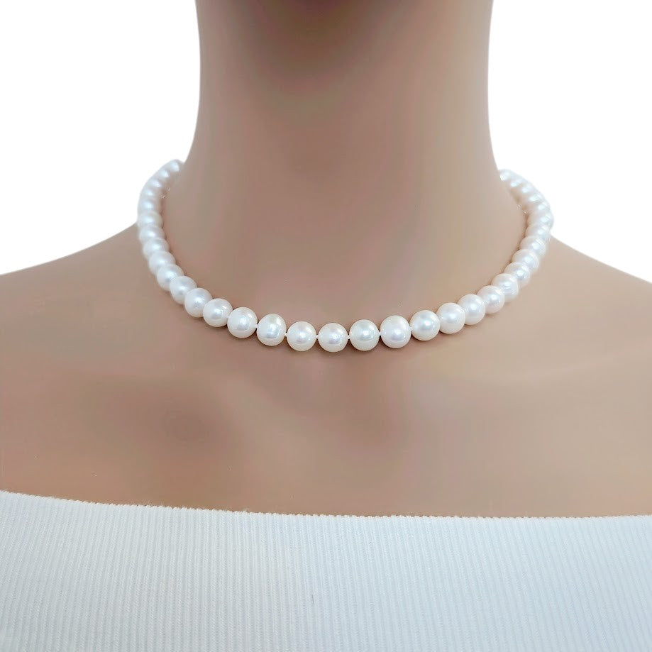 Freshwater Pearl 17" Necklace - CHOMEL
