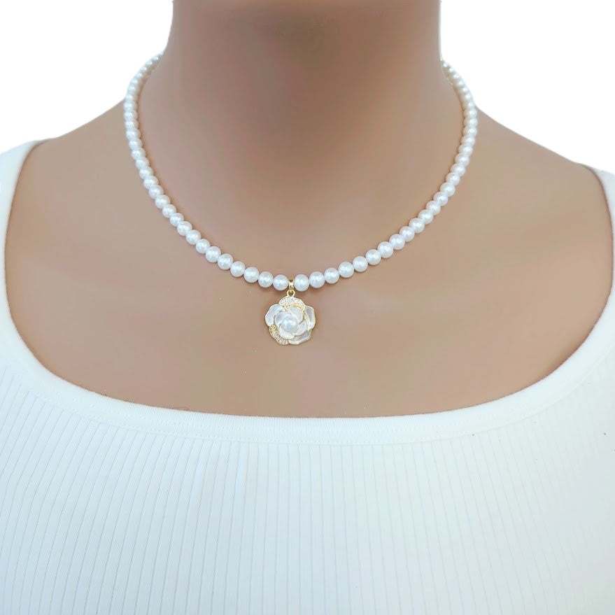 Freshwater Pearl 17" Necklace