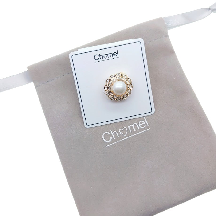 Circle Simulated Pearl Brooch