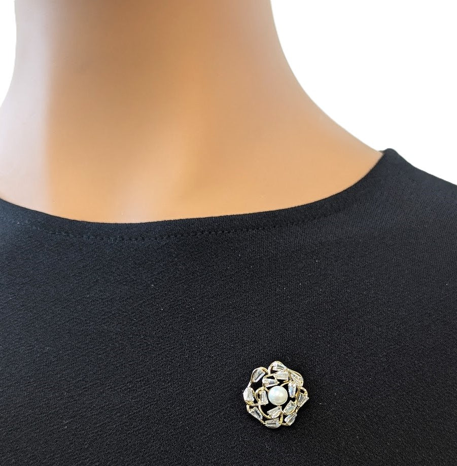 Flower Simulated Pearl Brooch