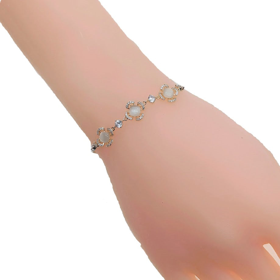 Flower Simulated Moonstone Bracelet - CHOMEL