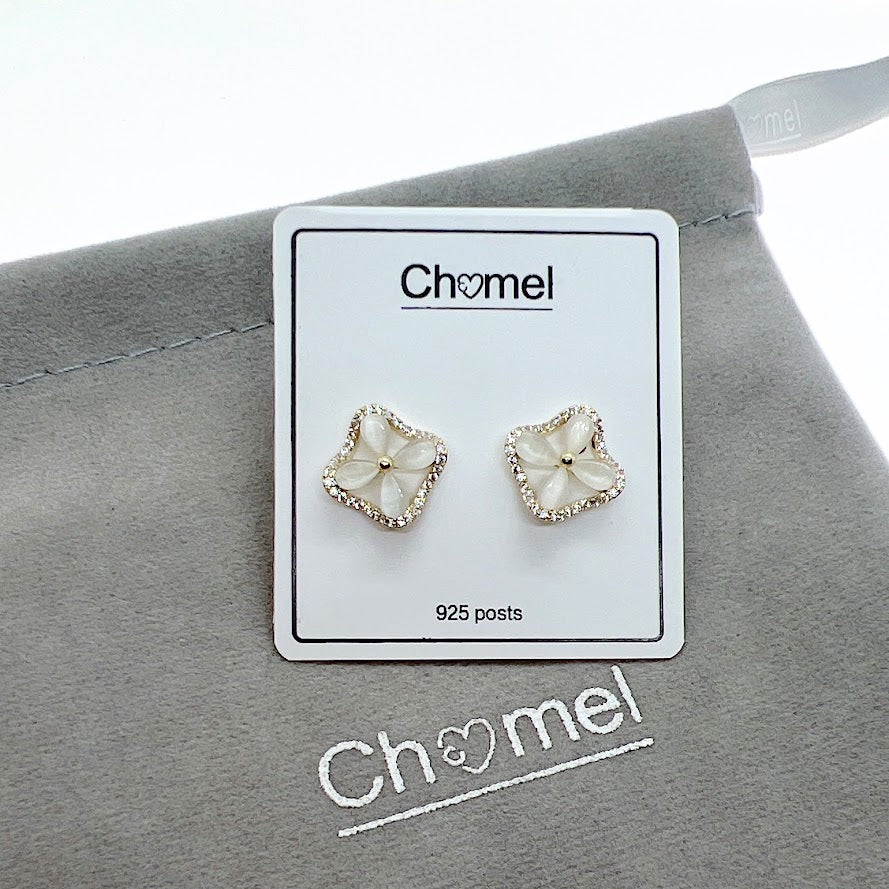 Flower Simulated Moonstone Earrings - CHOMEL