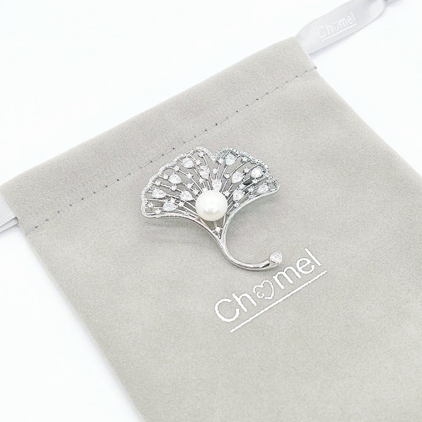 Gingko Leaf Freshwater Pearl Brooch - CHOMEL