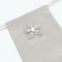 Flower Freshwater Pearl Brooch - CHOMEL