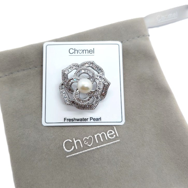 Flower Freshwater Pearl Brooch