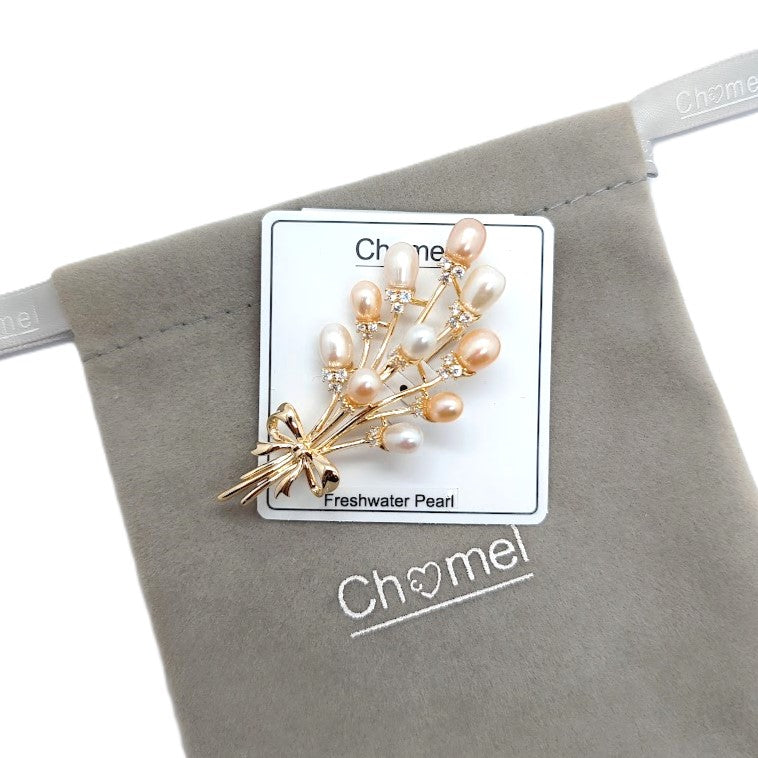 Flower Freshwater Pearl Brooch