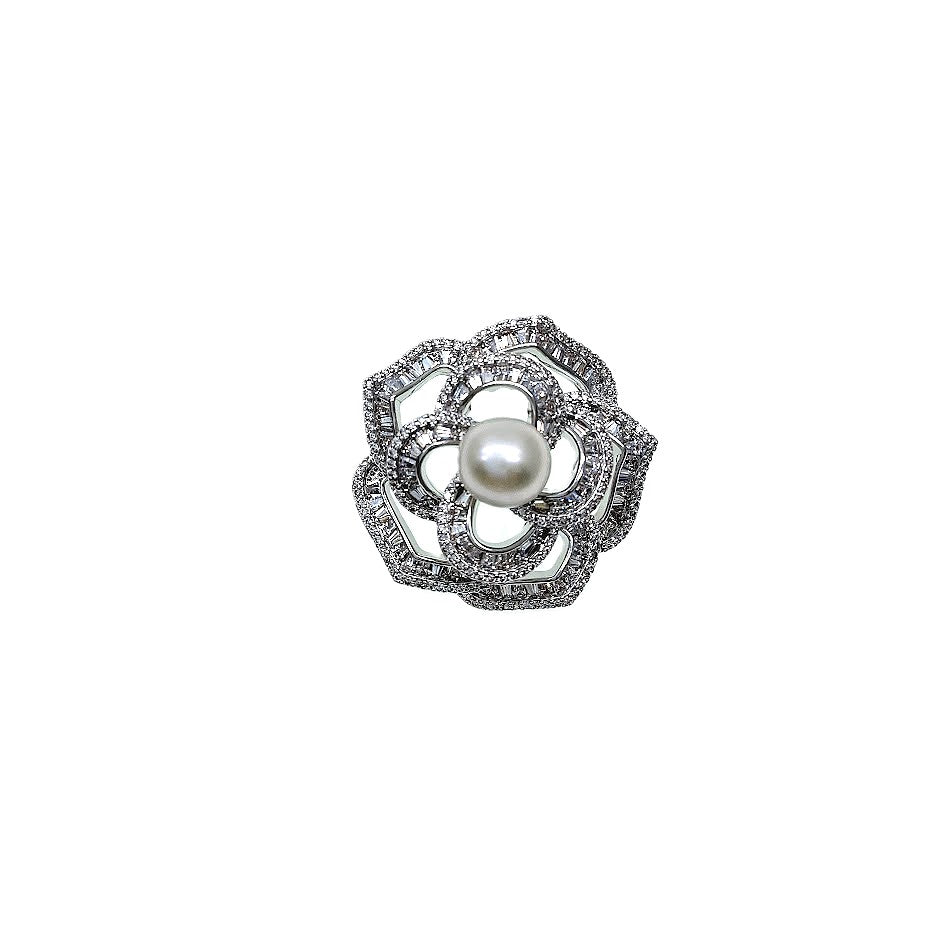 Flower Freshwater Pearl Brooch