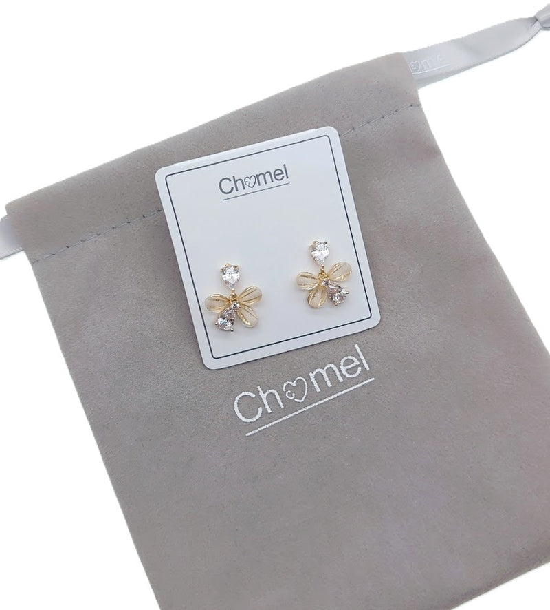 Flower Simulated Moonstone Earrings - CHOMEL