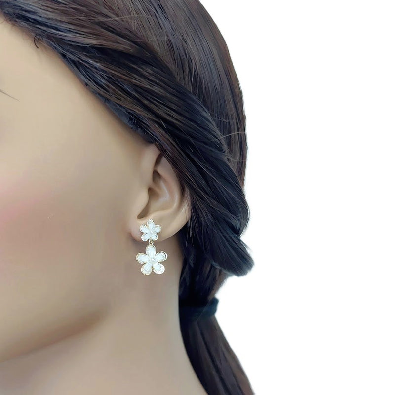 Flower Simulated Moonstone Earrings - CHOMEL