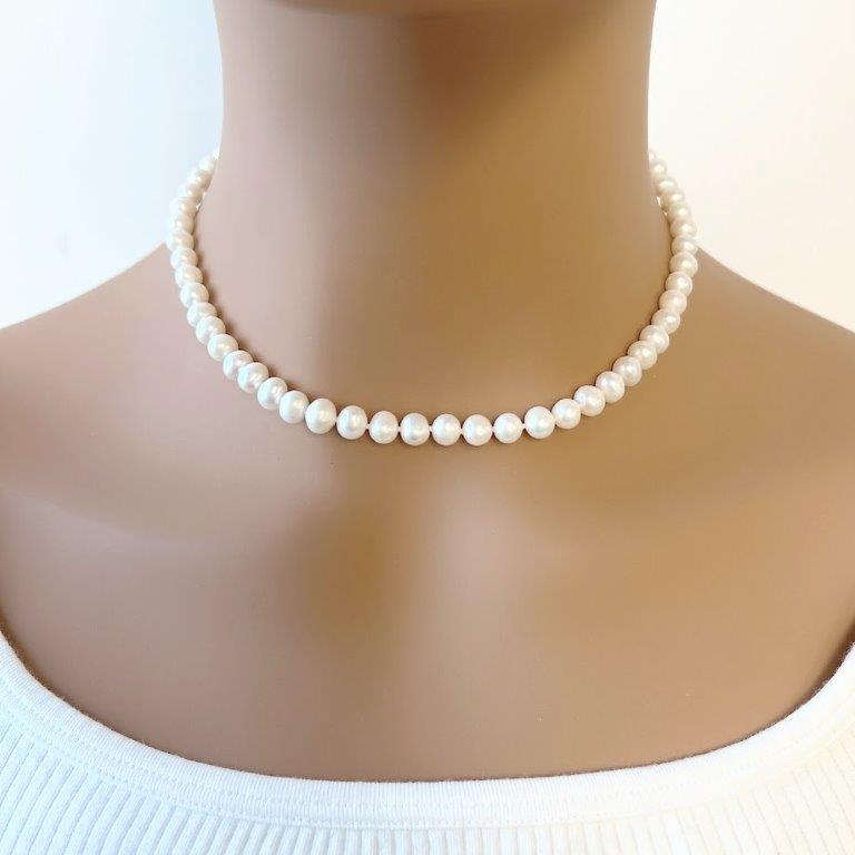 Freshwater Pearl 15.5" Necklace - CHOMEL