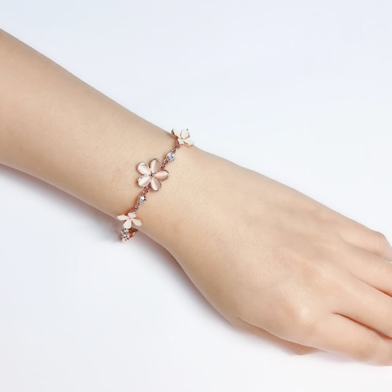 Simulated Moonstone Rosegold Bracelet.