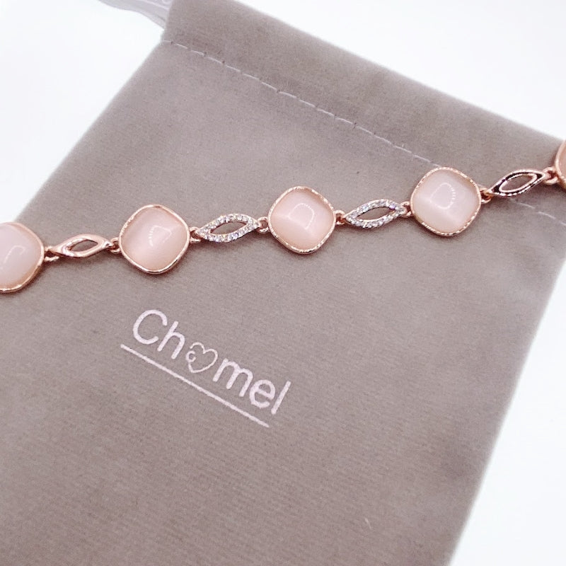 Simulated Moonstone Bracelet.