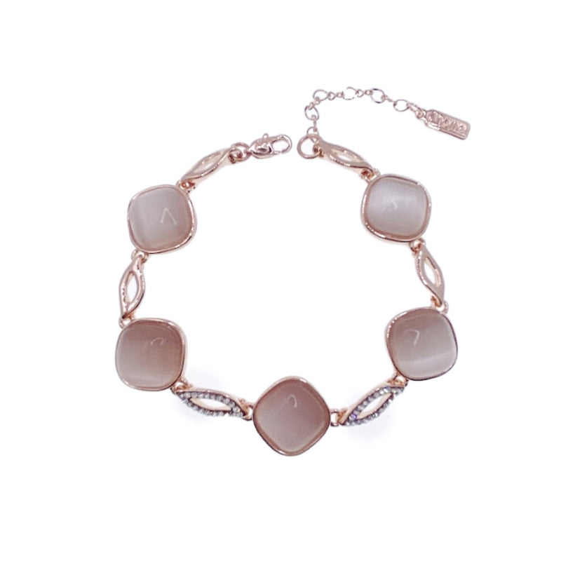 Simulated Moonstone Bracelet.