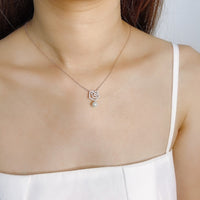 Flower Cubic Zirconia & Pearl Necklace.