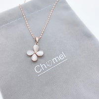 Flower Simulated Moonstone Necklace.