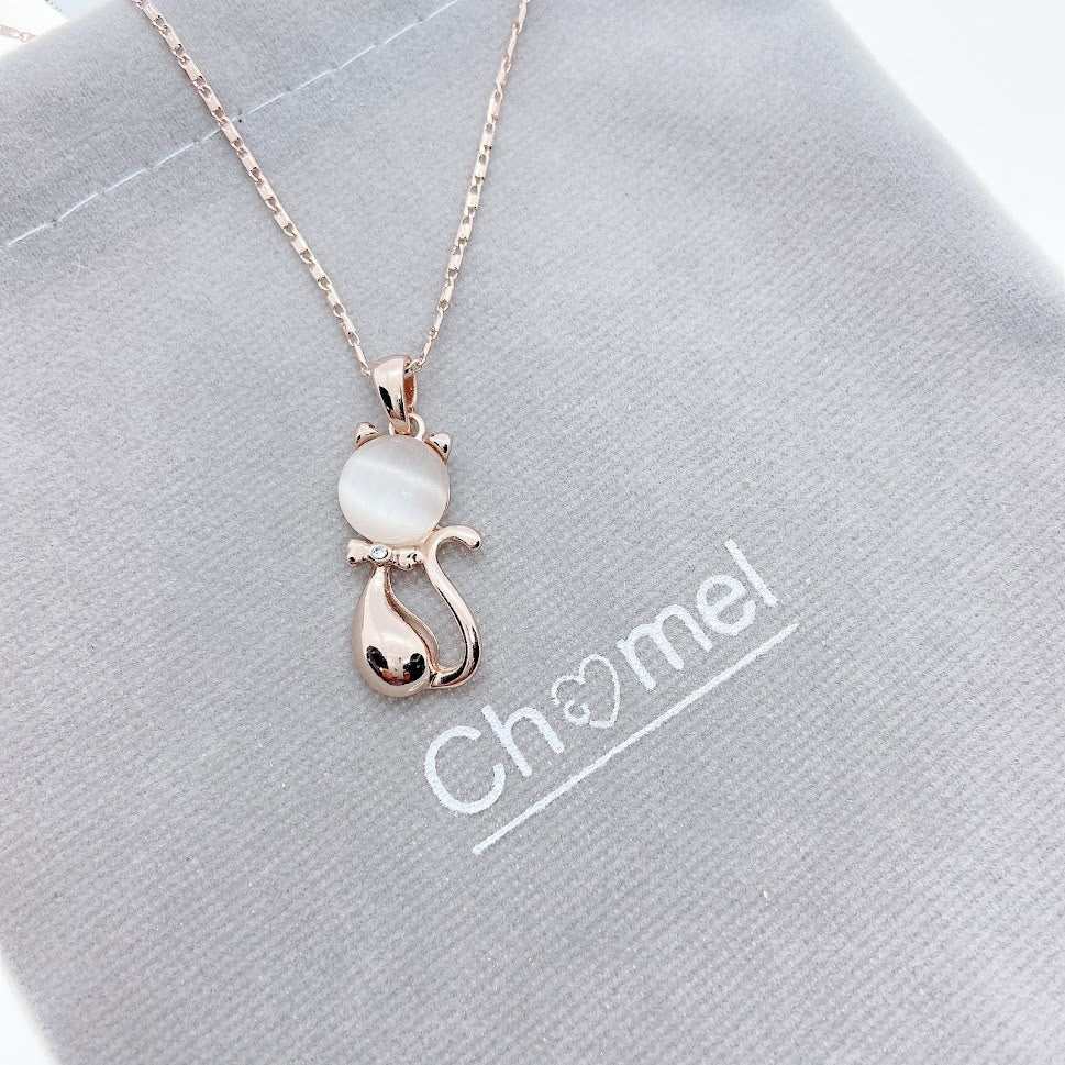 Cat Simulated Moonstone Necklace.