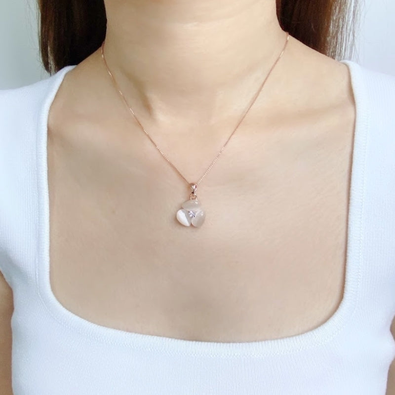 Flower Simulated Moonstone Necklace.