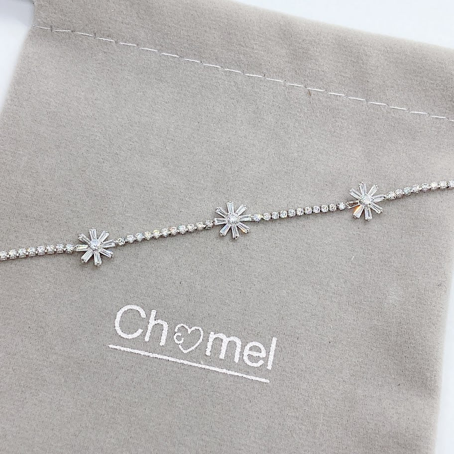 Flower Cubic Zirconia Bracelet.