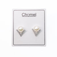 Freshwater pearl and cubic zirconia V silver stud earrings on display card