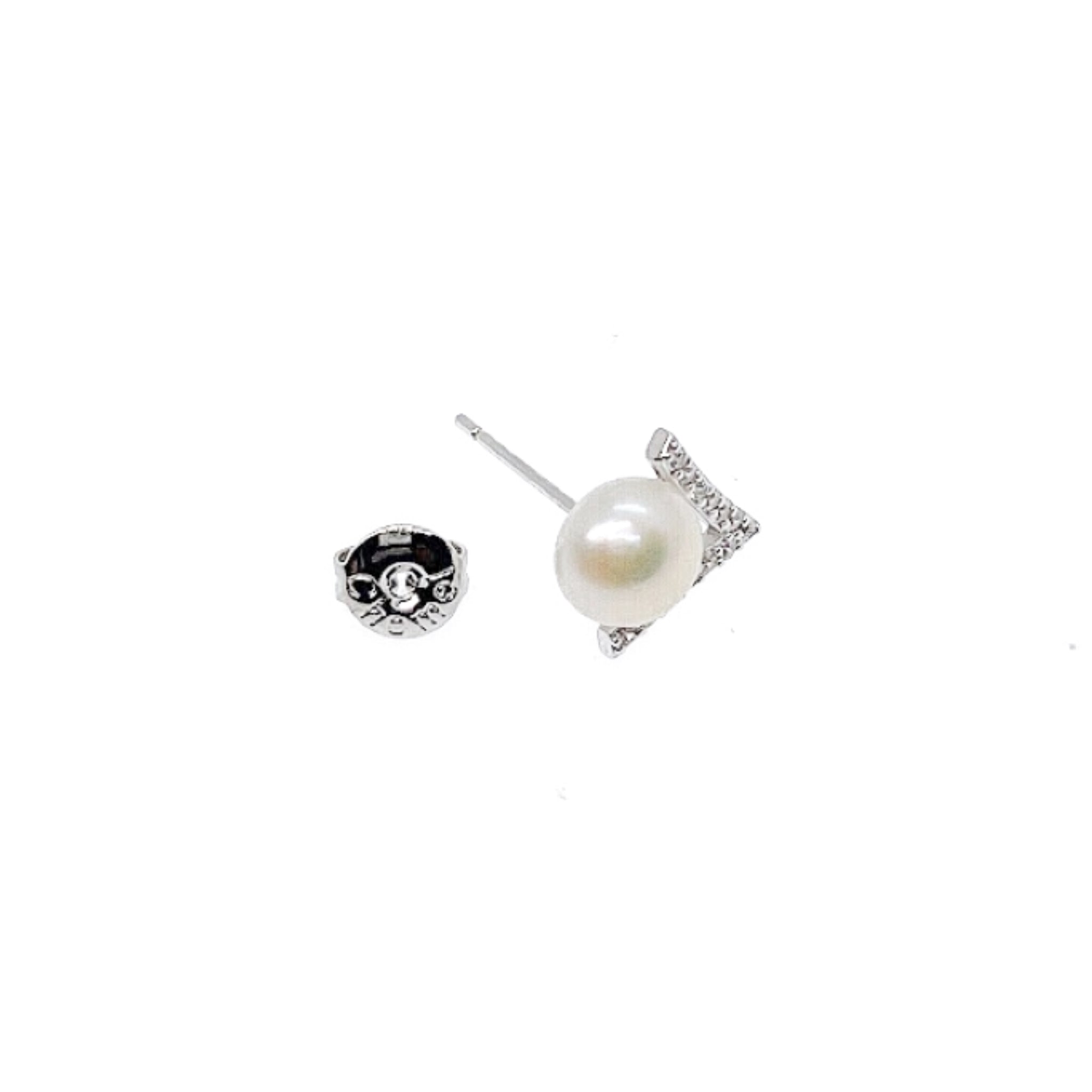 Freshwater pearl and cubic zirconia silver stud earrings with rhodium plating