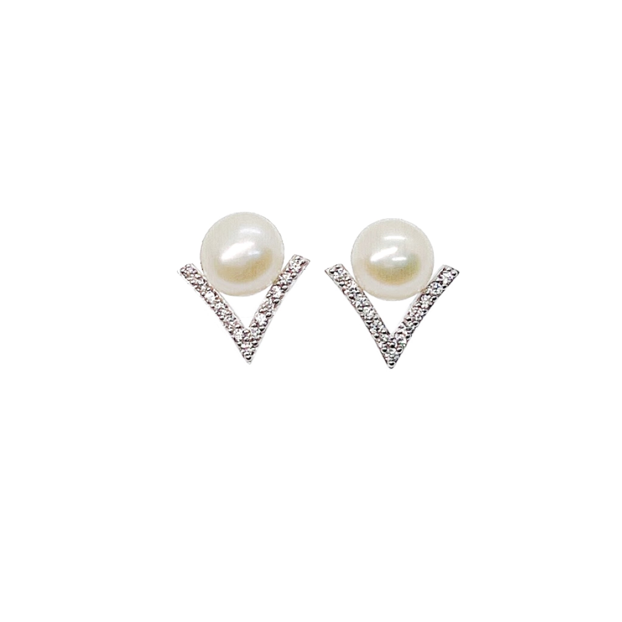 Freshwater pearl stud earrings with cubic zirconia V shape and rhodium plated finish