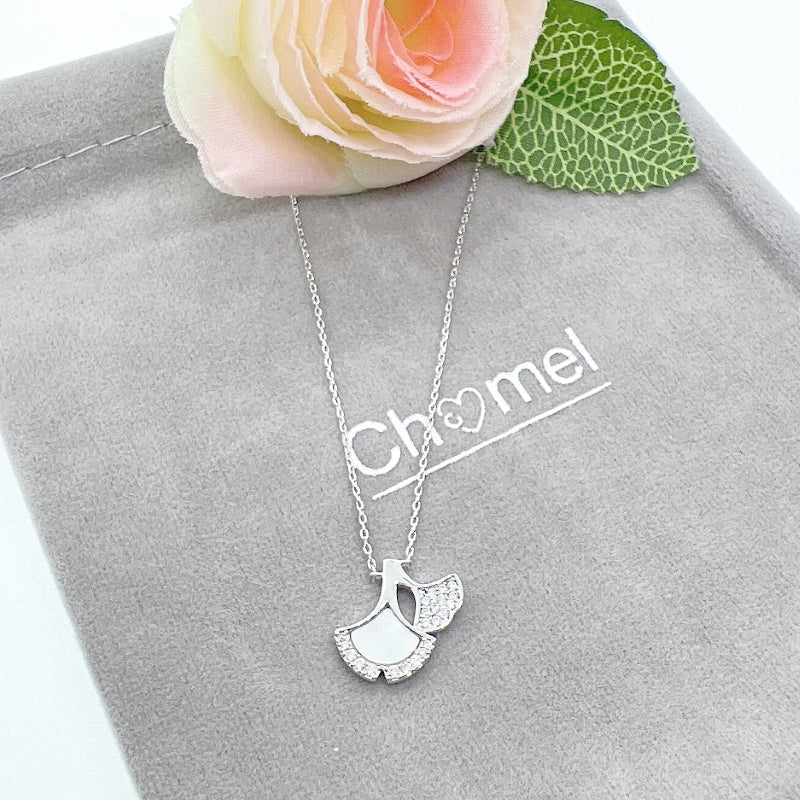 Gingko Leaf Mother of Pearl Necklace - CHOMEL