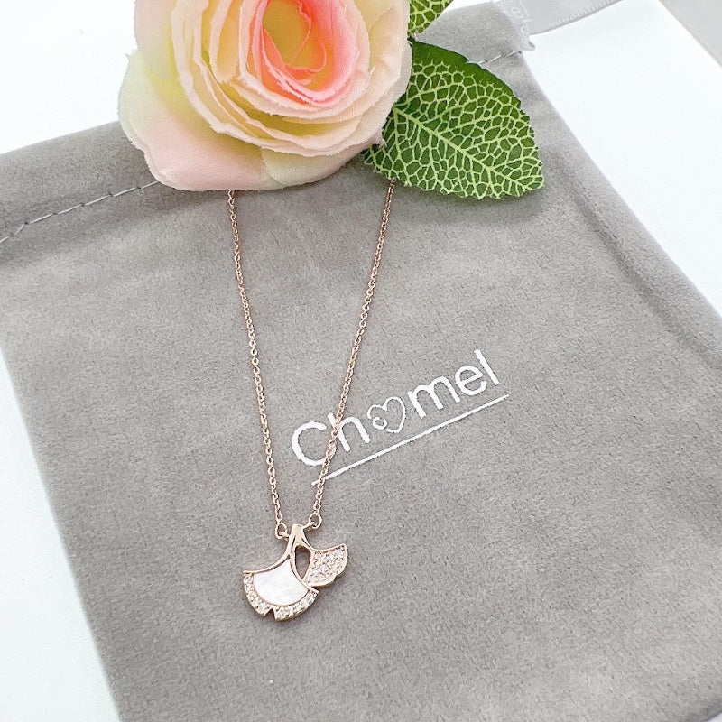 Gingko Leaf Mother of Pearl  Necklace - CHOMEL