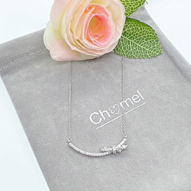 Ribbon Cubic Zirconia Necklace - CHOMEL