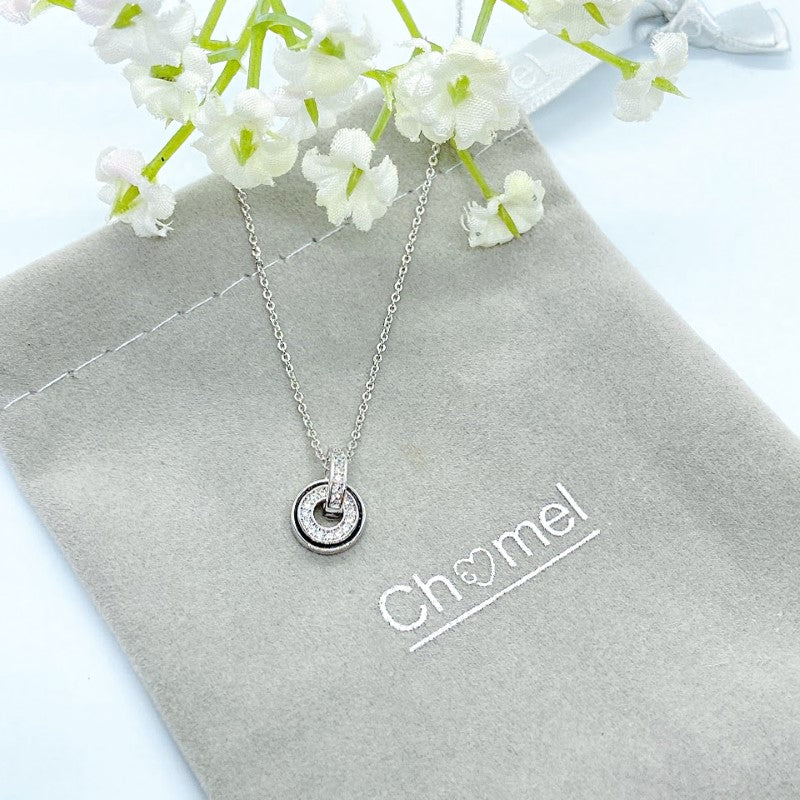 Cubic Zirconia Pendant Necklace.