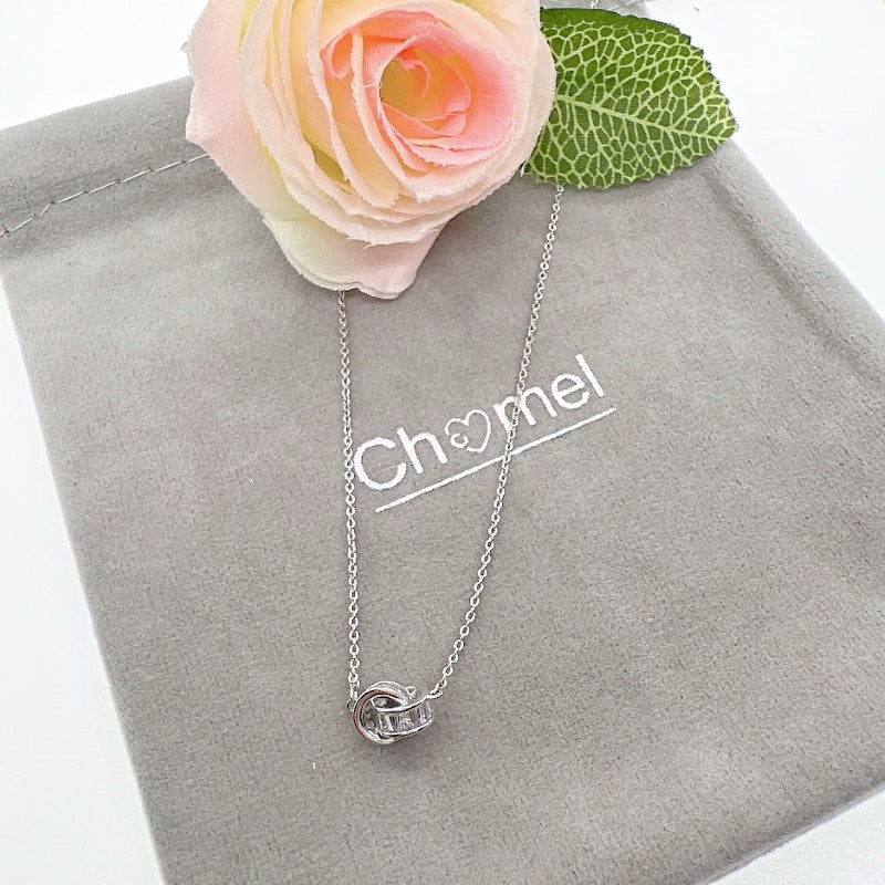 Interlocking Cubic Zirconia Necklace - CHOMEL