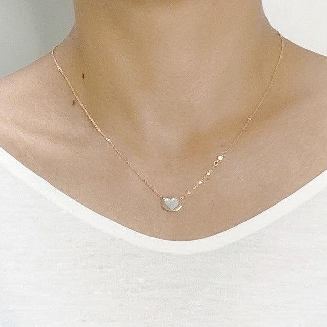 Heart Mother of Pearl Necklace.