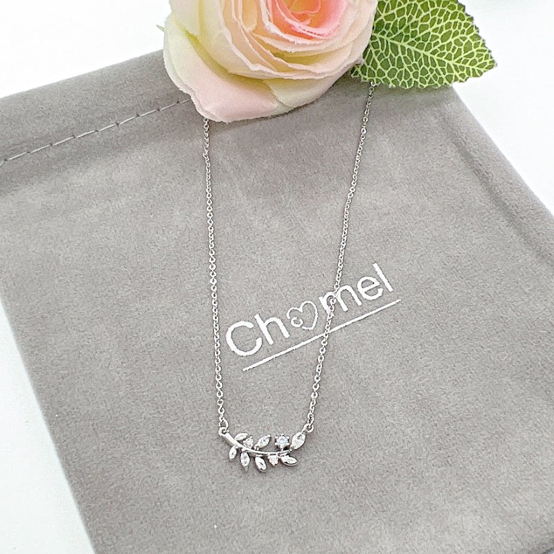 Leaf Cubic Zirconia Necklace - CHOMEL