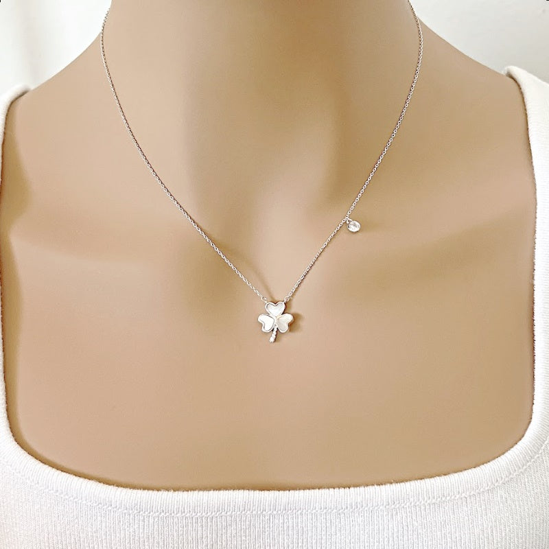 Clover Mother of Pearl Necklace - CHOMEL