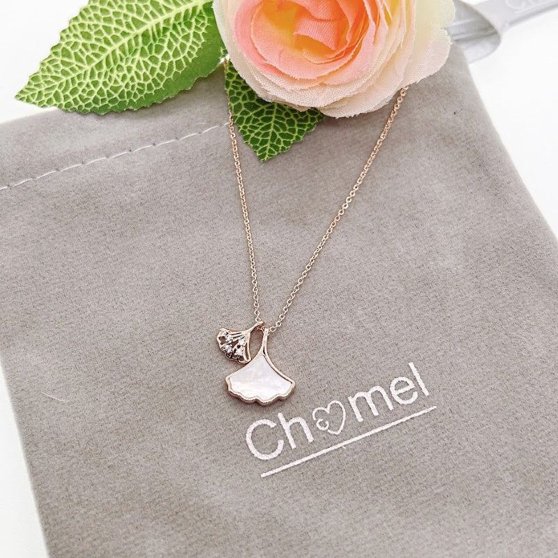 Gingko Leaf Mother of Pearl Necklace - CHOMEL