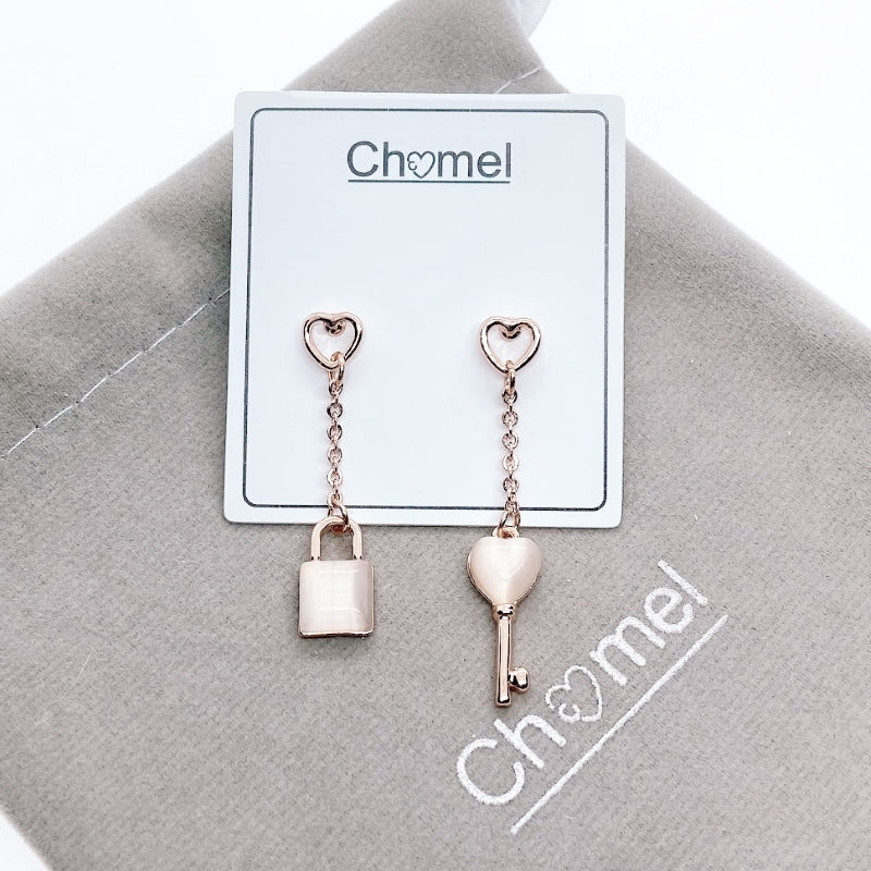 Simulated Moonstone Earrings.