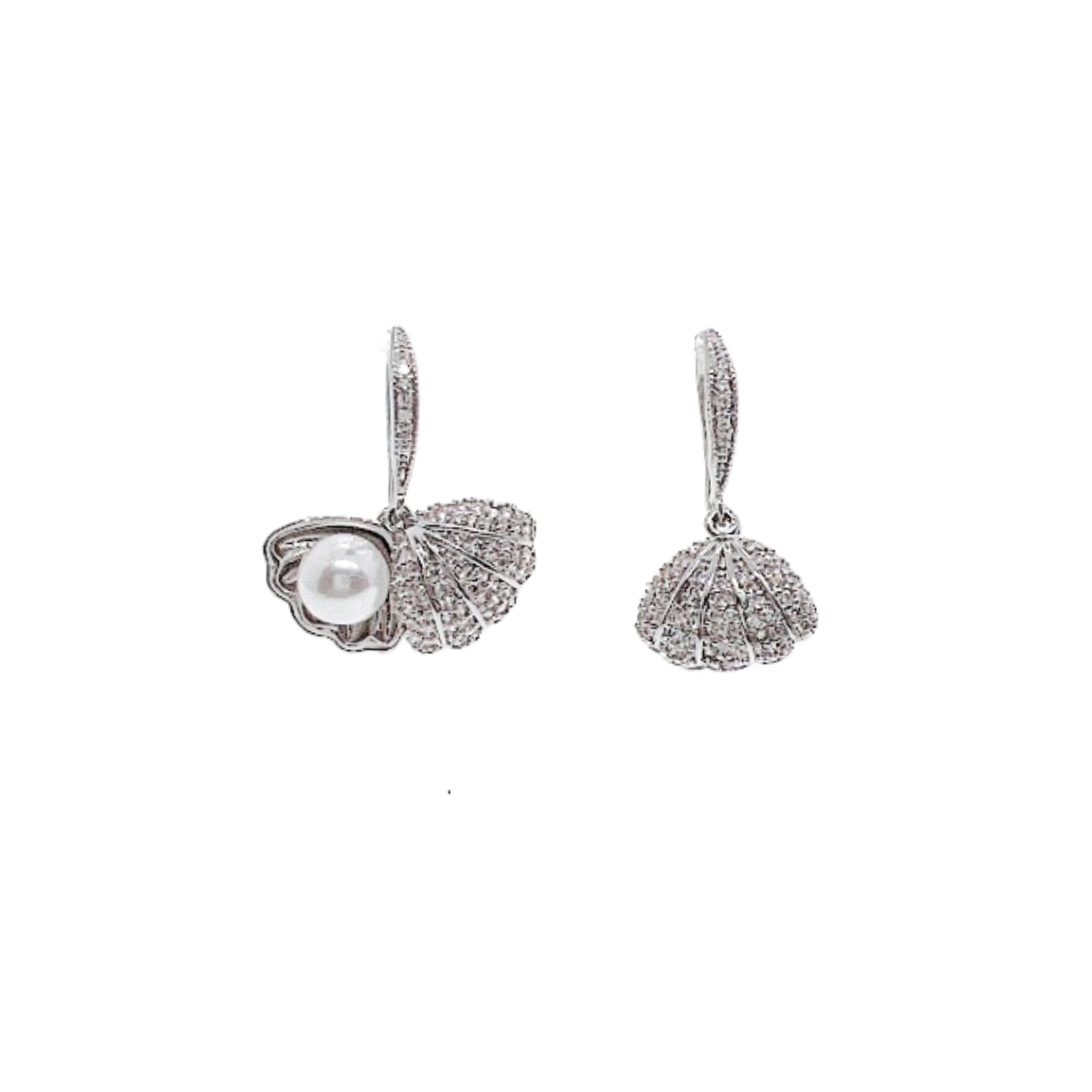 Shell Cubic Zirconia Earrings - CHOMEL