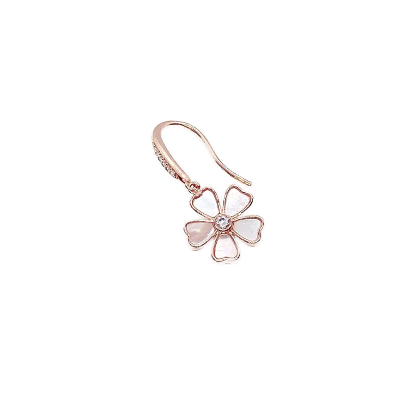 Flower Mother of Pearl Earrings.