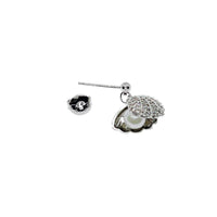 Shell Cubic Zirconia Earring.