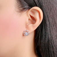 Cubic Zirconia Earring.